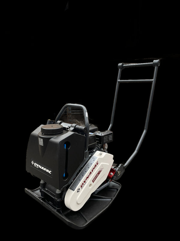 Dynapac DFP7 Vibratory Plate, Comfort Handle, Water Kit, Honda GX 120 Engine